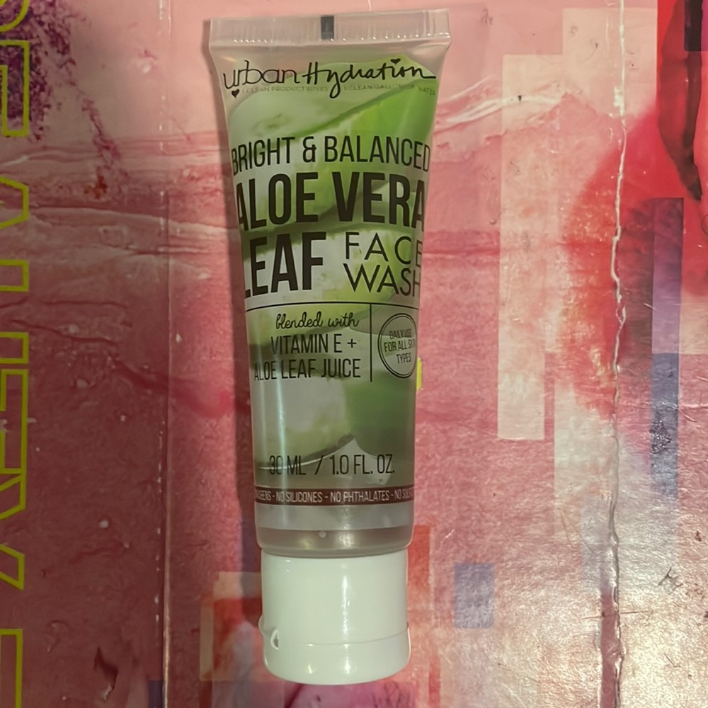 5 for $25! Urban Hydration Bright & Balanced Cleanser